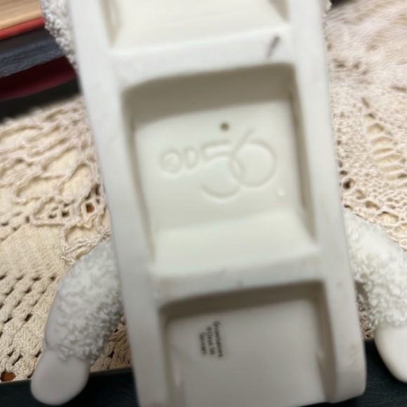 “Hold on Tight” Dept 56 Snowbabies - Picture 8 of 8